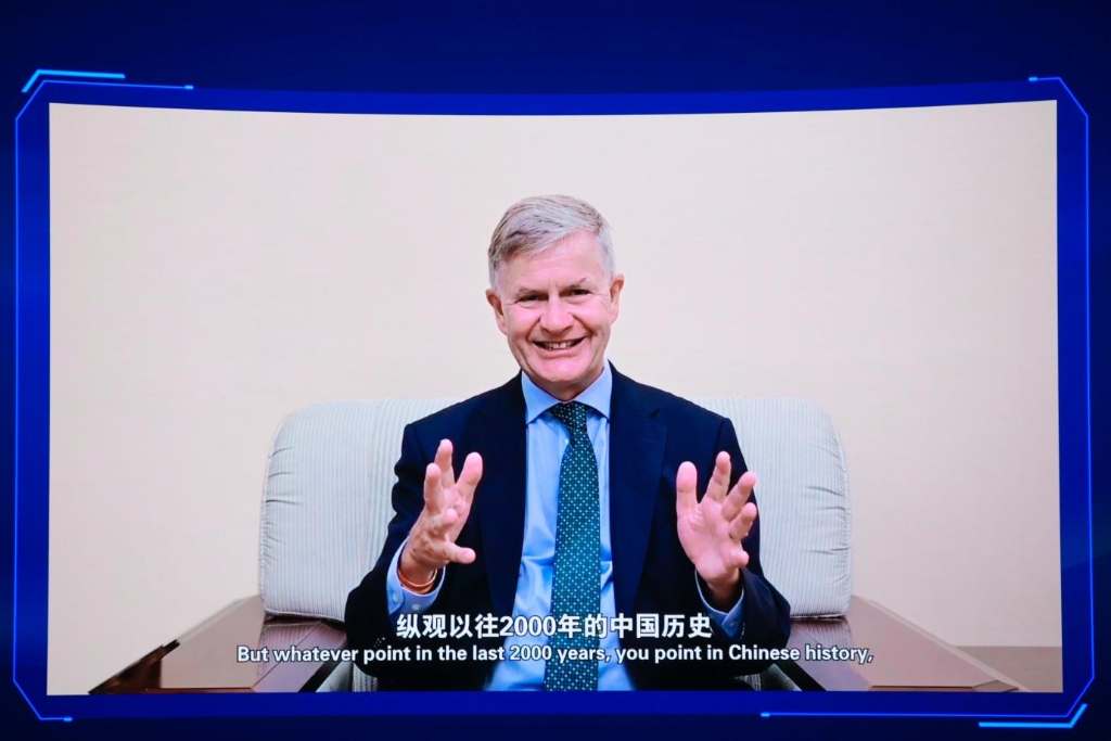 聯(lián)合國前副秘書長、歐盟-亞洲中心主席埃里克·索爾海姆：人工智能、大數(shù)據(jù)、5G與可再生能源的相互融合