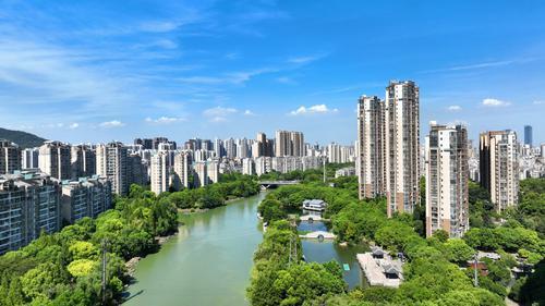 城市綠化年度“答卷”：一路好風光 全域皆景區(qū)